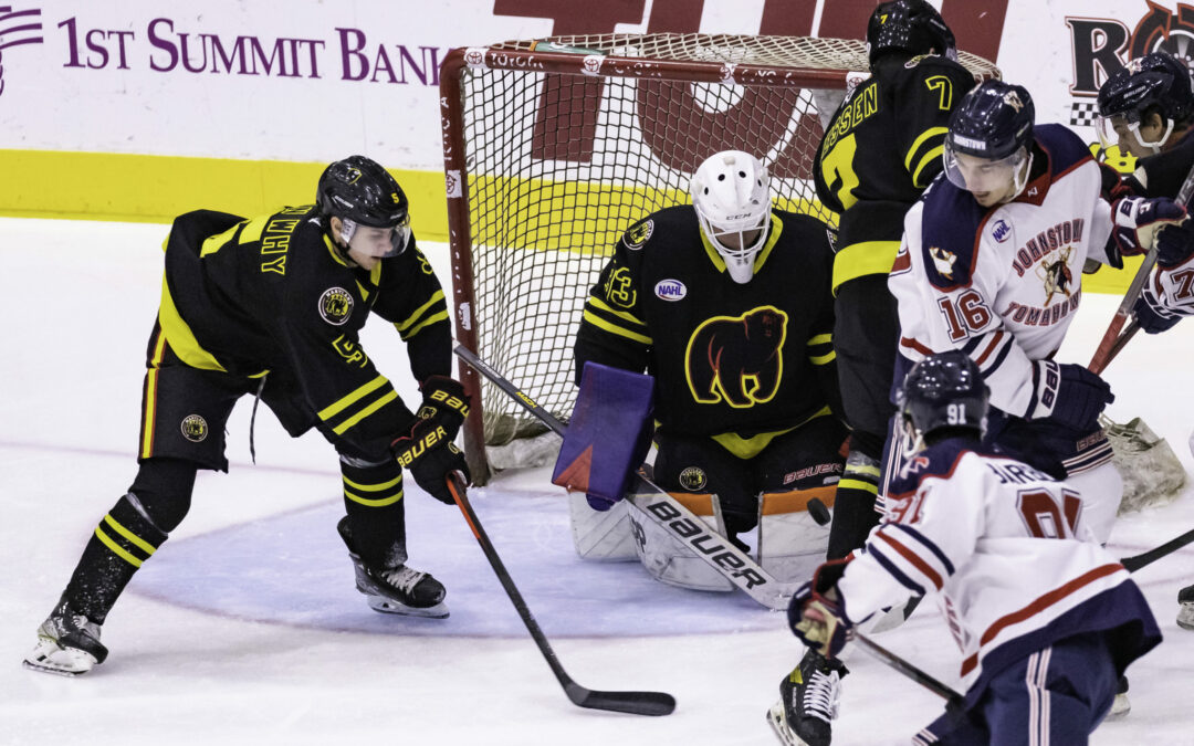 Maryland collect 3 of 4 points on the weekend in Johnstown.