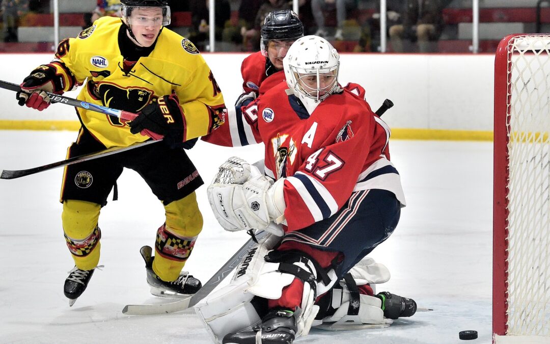 Black Bears Battle Back to Sweep Tomahawks