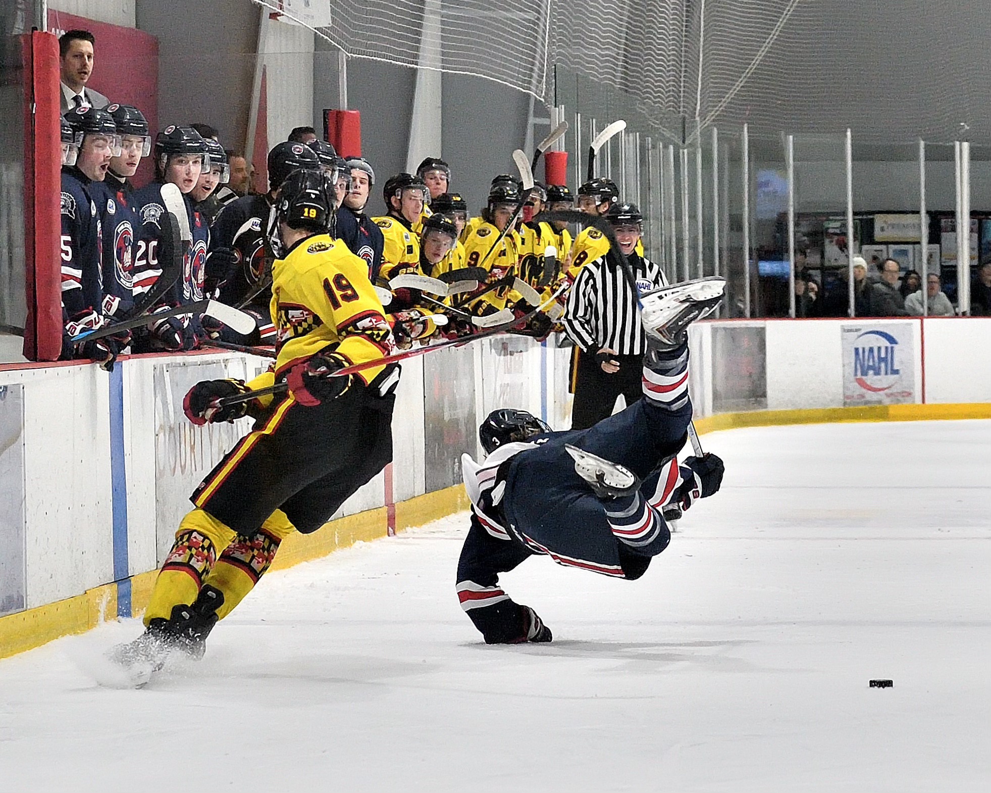 Franks crushes a Rebels’ player